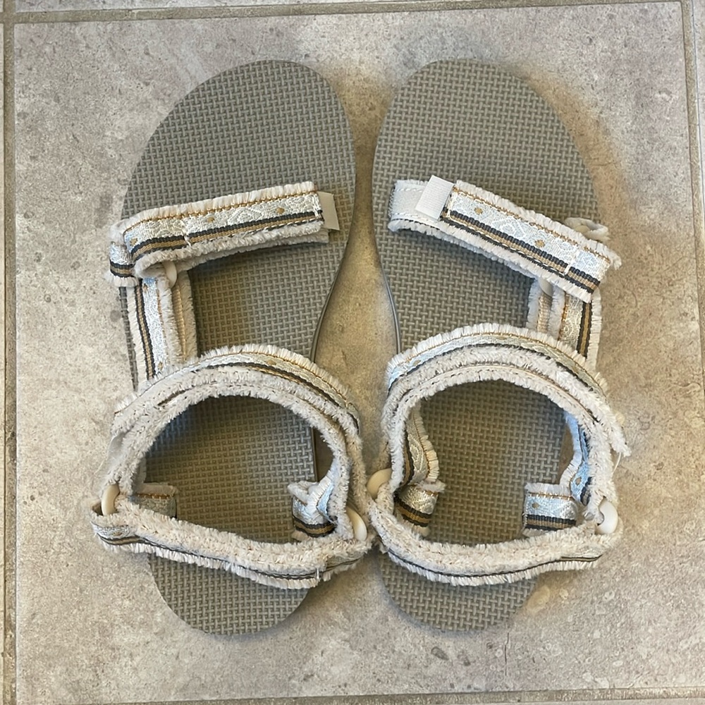 NWOT Teva Women's Original Universal Maressa Sandal